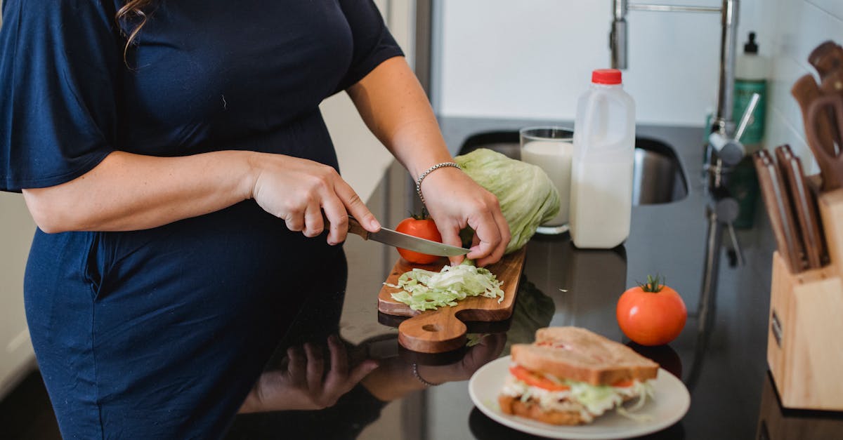 erfahren sie alles über die umfassende schwangerschaftsvorsorge: wichtige untersuchungen, gesundheitsberatung und unterstützung für werdende mütter für eine gesunde und sorgenfreie schwangerschaft.