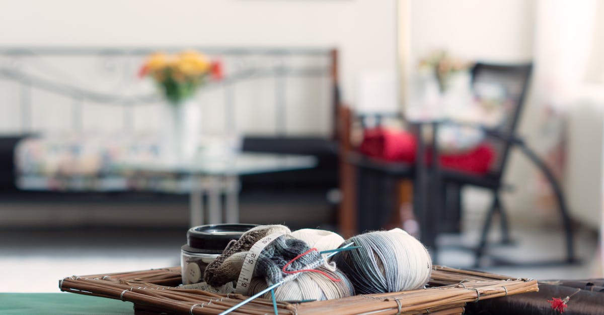 entdecken sie die faszinierende welt der häkelarbeit mit unseren kreativen ideen und anleitungen. lernen sie, wie man wunderschöne muster und accessoires mit der kunst des crochêts erstellt. perfekt für anfänger und profis!