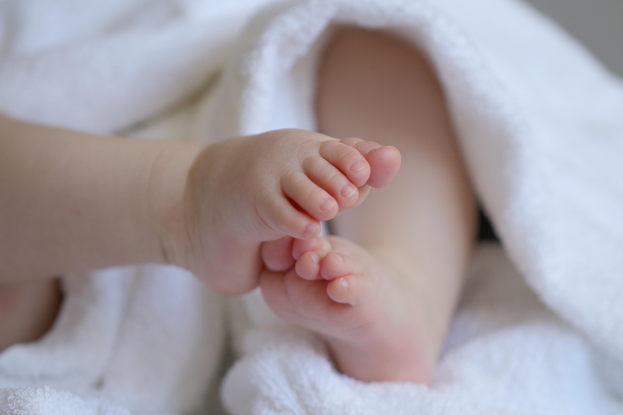 babyerstausstattung 2025: was brauchen frischgebackene eltern wirklich?