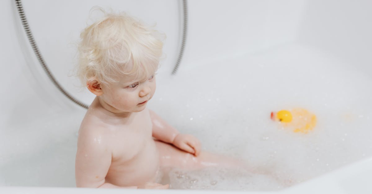 entdecken sie die perfekte babybadewanne für ein sicheres und angenehmes badeerlebnis für ihr neugeborenes. unsere auswahl an hochwertigen babybadewannen garantiert komfort und sicherheit während des badeens. ideal für eltern, die nur das beste für ihr kleines schatz wollen.