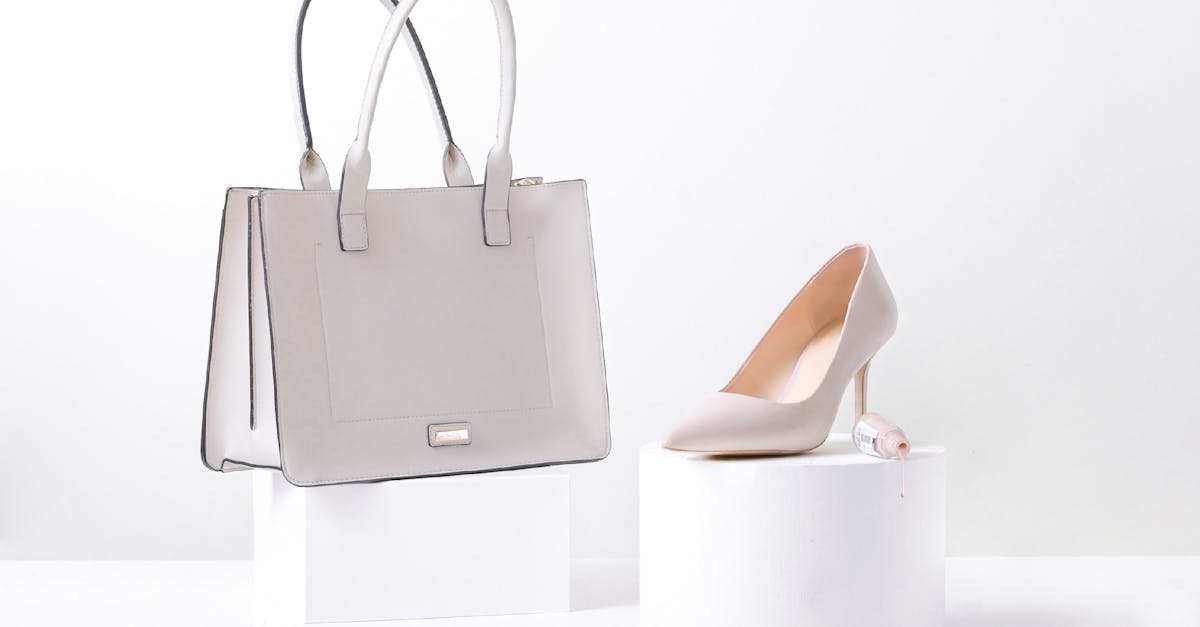 entdecken sie die besten wickeltaschen für eltern. kombinieren sie stil und funktionalität mit unseren praktischen und modischen lösungen für unterwegs. ideal für alle babybedürfnisse!