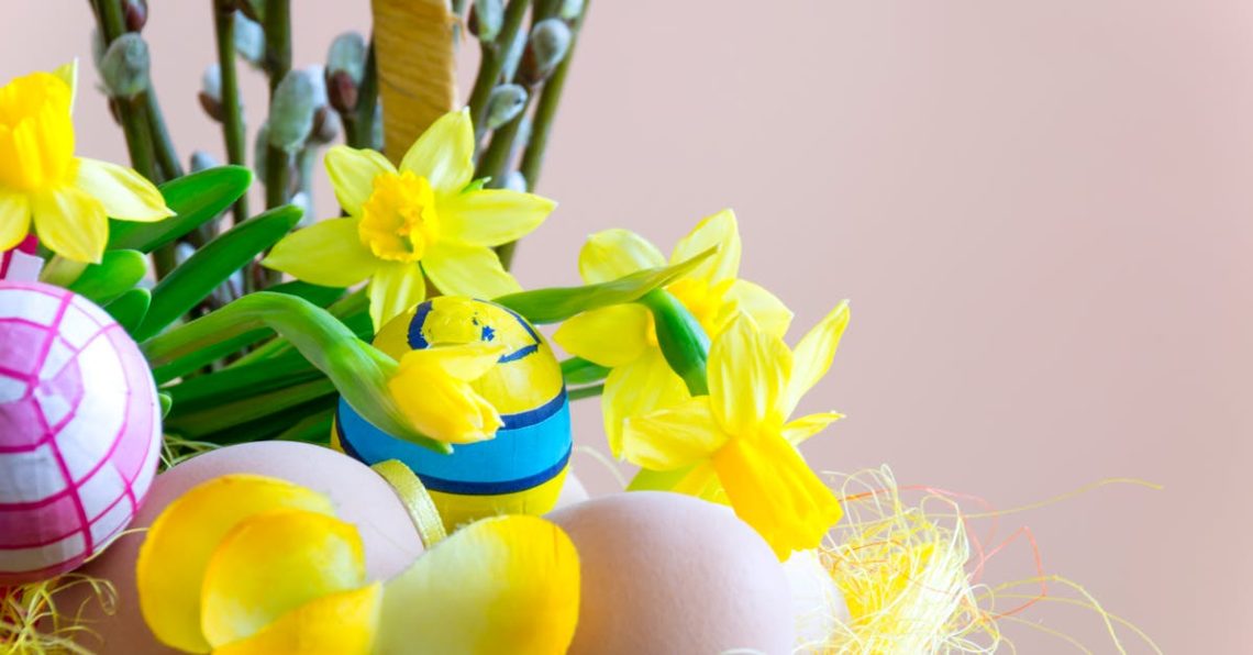 entdecken sie die ostertraditionen und feiern in deutschland. von bunten eiern bis zu festlichen brunches – erleben sie die freude und den zauber von ostern in diesem jahr!