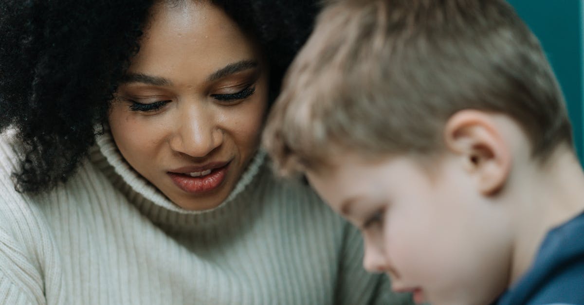 entdecken sie die bedeutende rolle der emotionalen entwicklung in der kindheit. erfahren sie, wie emotionale intelligenz, selbstbewusstsein und zwischenmenschliche fähigkeiten das wachstum und das wohlbefinden beeinflussen.